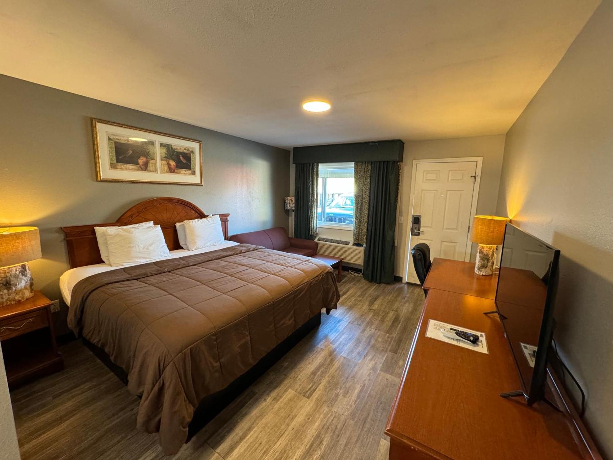 Ozark Inn & Suites ภายนอก รูปภาพ